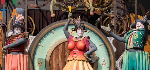 Cap d'Any familiar:
"Carilló", 
amb la Cia. La Tal
Dc. 31/12, 11.30 h
Jardins del Palau Tolrà