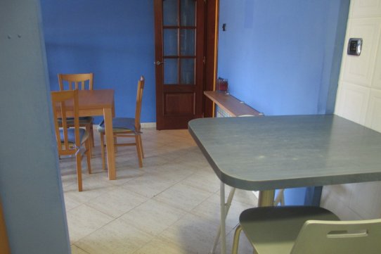 Vista del menjador des de la cuina