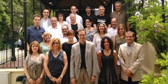 Foto de família dels 21 regidors del Ple 2015-2019 de Castellar del Vallès.