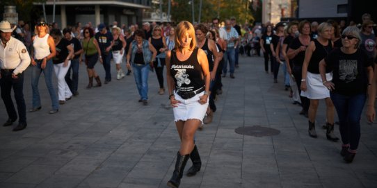 Imatge d'una ballada country de Festa Major anterior.