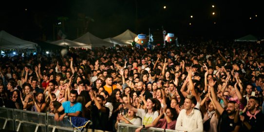 Imatge del públic en una edició anterior de Vilabarrakes.