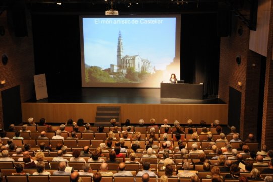Aspecte de l'Auditori durant la conferència inaugural del curs 2010-2011 de l'Aula d'Extensió Universitària