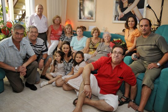 Euduvigis Rodríguez, amb part de la seva família