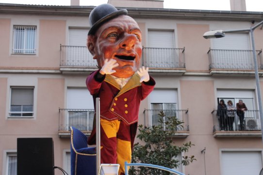 El Rei del Carnaval, Toltes Papallongues, durant la Rua 2014