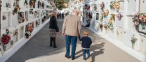 La Policia Local reordenarà un any més l’accés en vehicle al cementiri municipal amb motiu de la festivitat de Tots Sants