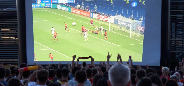 Gaudeix de la final del Mundial en pantalla gegant!
Dg. 19/07 - 20.30 h
Pl. de la Fàbrica Nova