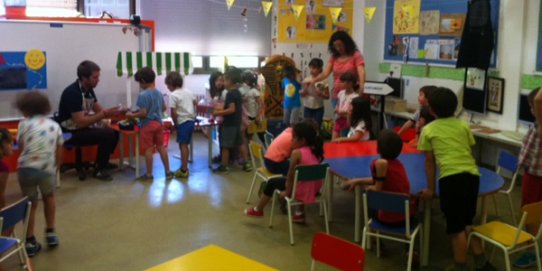 Els nens i nenes, en un moment del taller.