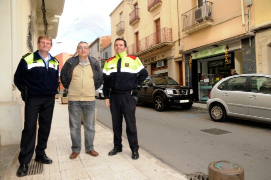 Policia Local i Mossos d'Esquadra engeguen una campanya de seguretat adreçada als comerciants