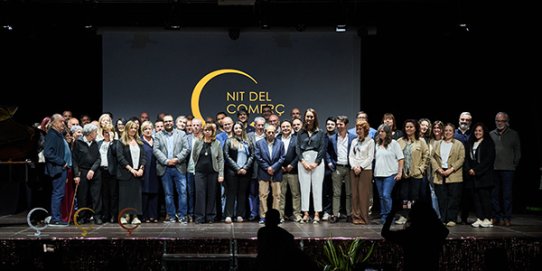 Foto de grup de la 1a Nit del Comerç.