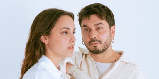 Imatge de Ginestà, els germans Júlia i Pau Serrasolsas.