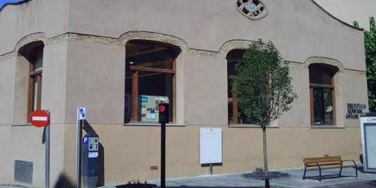 El recull es pot consultar a la Biblioteca.
