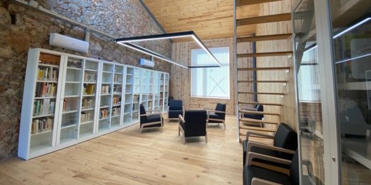 La mostra es pot visitar a la Biblioteca.