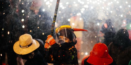 Imatge d'una edició anterior del correfoc infantil i juvenil.