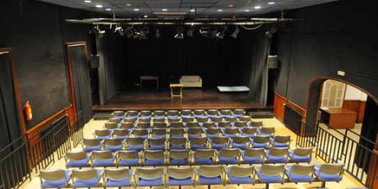 L'espectacle tindrà lloc a la Sala de Petit Format de l'Ateneu.