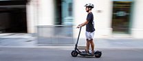 La Policia Local intensifica el control de vehicles de mobilitat personal (VMP) i ciclomotors durant l'estiu